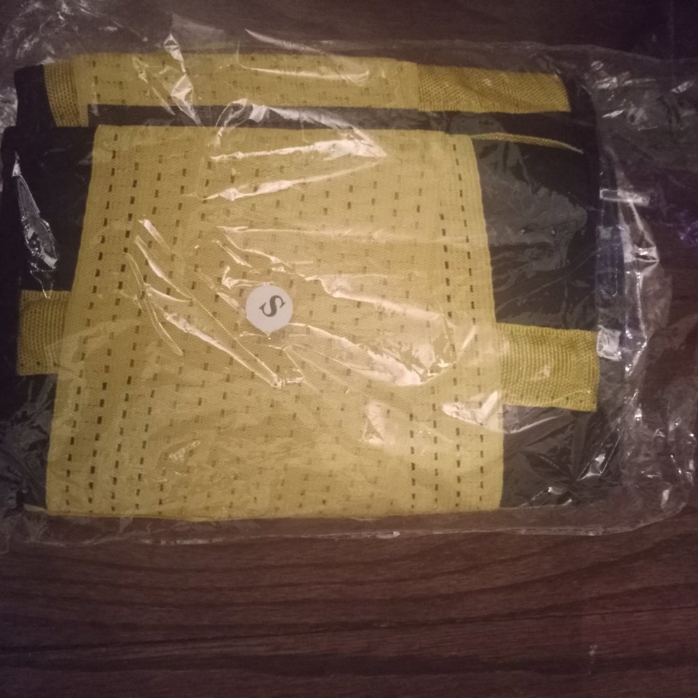 Waist Trainer Size Small - Picture 2 of 2